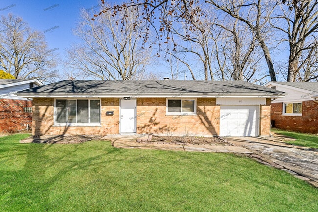 property at 841 Lebon Dr