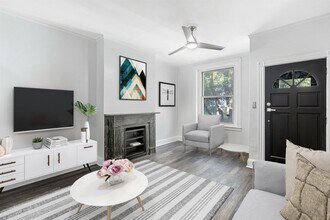 185 Belmont Ave in Jersey City, NJ - Building Photo - Building Photo