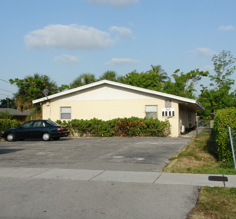 513 NW 22nd Ave in Fort Lauderdale, FL - Building Photo