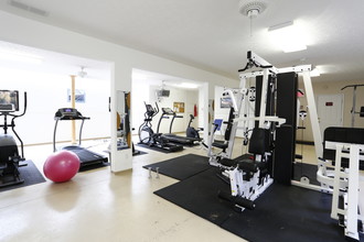 Cross Winds Apartments in Lafayette, IN - Building Photo - Interior Photo