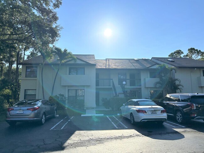 3101 Lucerne Park Dr in Greenacres, FL - Building Photo - Building Photo