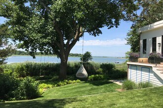 51 Dumar Dr in Sag Harbor, NY - Building Photo - Building Photo