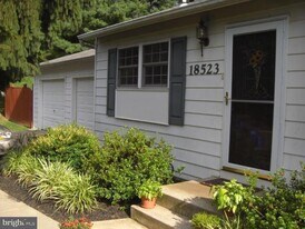 18523 Mountain Laurel Terrace in Gaithersburg, MD - Building Photo