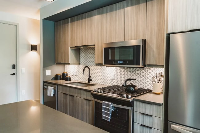 3475 Piedmont Rd NE-Unit -450 in Atlanta, GA - Building Photo - Building Photo