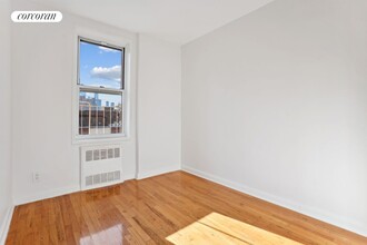 401 W 56th St in New York, NY - Building Photo - Building Photo