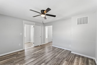 851 S Millwood Ave, Unit Unit 1 in Wichita, KS - Building Photo - Building Photo