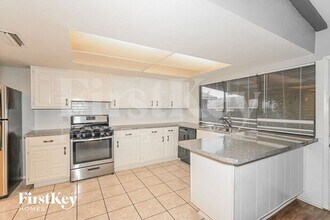 6333 Fallbrook Dr in Garland, TX - Building Photo - Building Photo