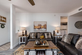 14145 N 92nd St in Scottsdale, AZ - Building Photo - Building Photo