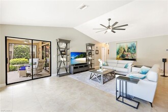 27497 Pelican Ridge Cir in Bonita Springs, FL - Building Photo - Building Photo