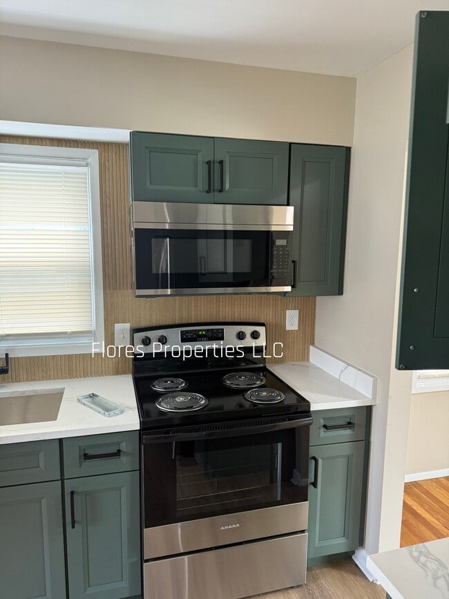 1136 Pauline Ave in Columbus, OH - Foto de edificio - Building Photo