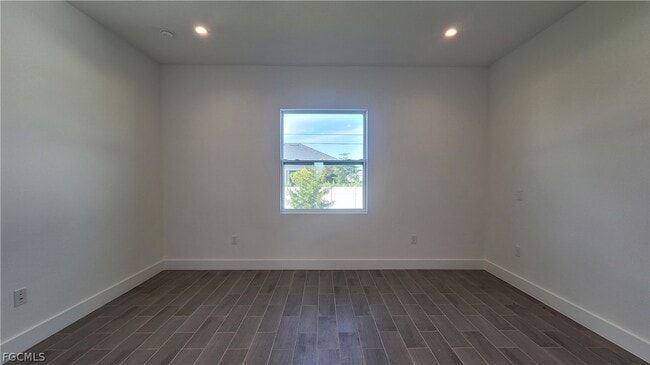 412 SW 28th Ave in Cape Coral, FL - Building Photo - Building Photo