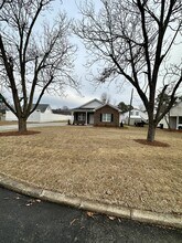 708 W Parrish Dr in Benson, NC - Building Photo - Building Photo