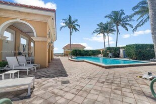 403 S Sapodilla Ave in West Palm Beach, FL - Building Photo