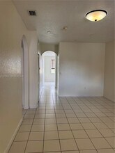 17660 NW 73rd Ave in Hialeah, FL - Building Photo - Building Photo