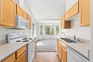 Rock Springs Apartments in Cheney, WA - Building Photo