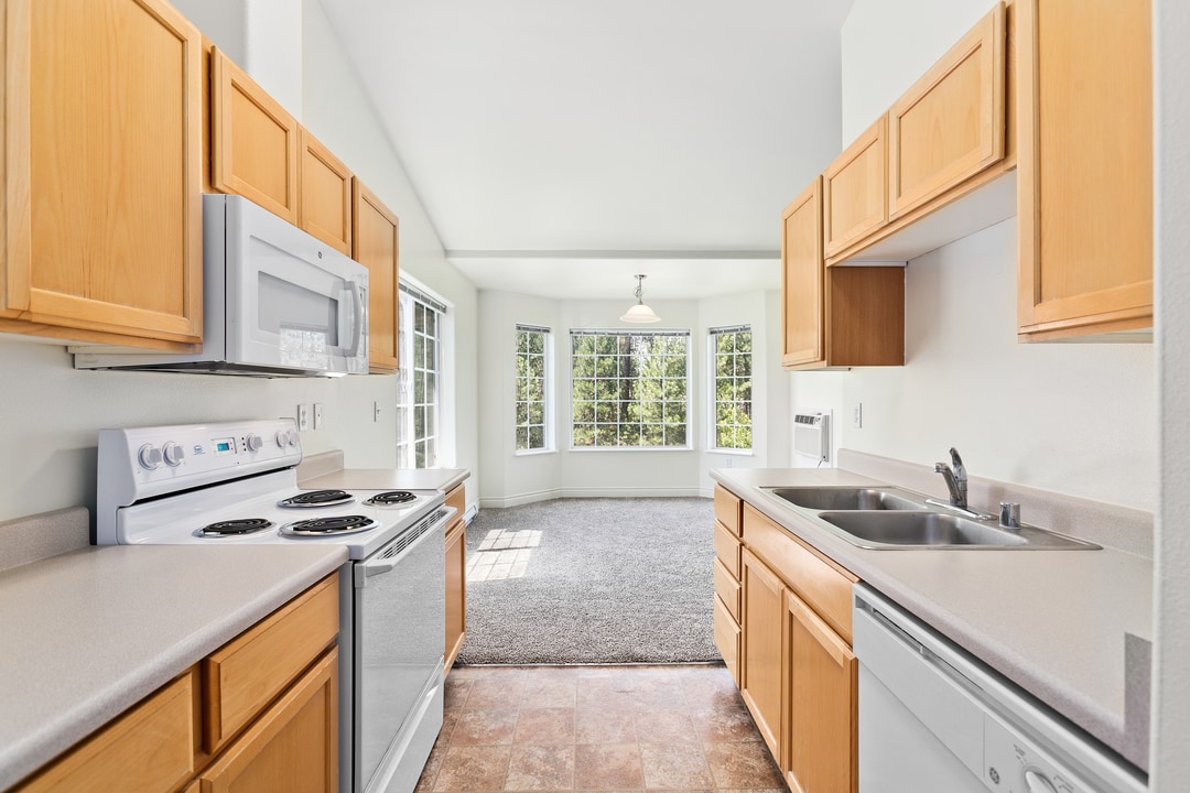 Rock Springs Apartments in Cheney, WA - Foto de edificio