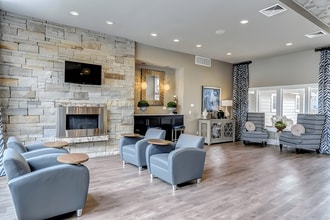 1070 Main Apartments in Hendersonville, TN - Building Photo - Building Photo