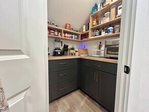 18200 NE 47th Ave in Vancouver, WA - Building Photo - Building Photo