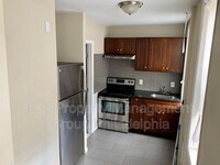 2419 E Allegheny Ave photo'