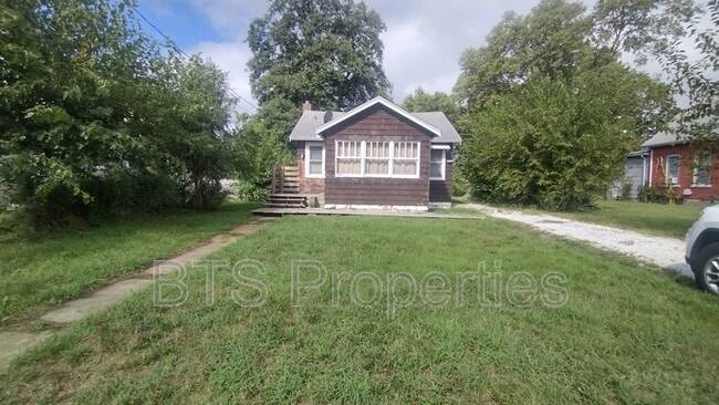 property at 1537 S Idaho St