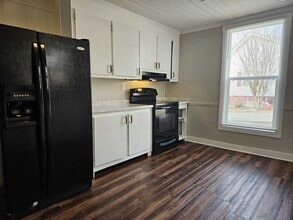 102 Kay St in Honea Path, SC - Building Photo - Building Photo