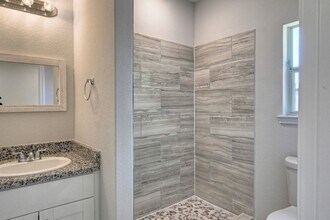 9824 Arbor Oak in Willis, TX - Building Photo - Building Photo