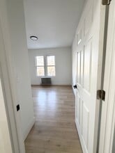 124 Washington Ave, Unit 2B in Belleville, NJ - Building Photo - Building Photo