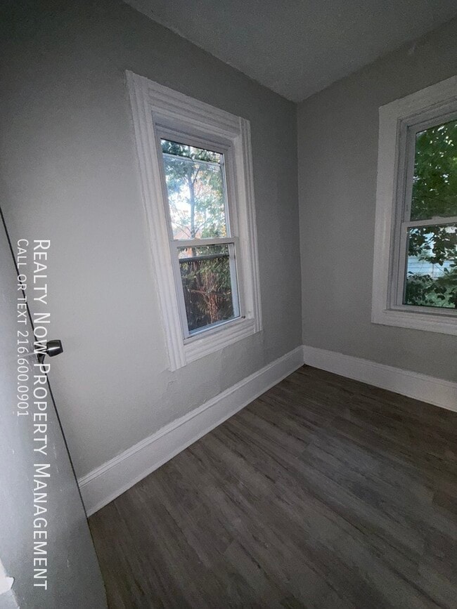 3507 Carlyle Ave in Cleveland, OH - Building Photo - Building Photo