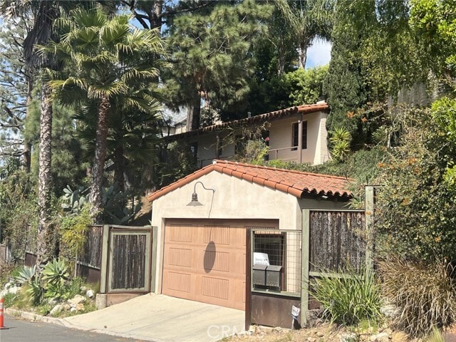 property at 6331 Longview Ave