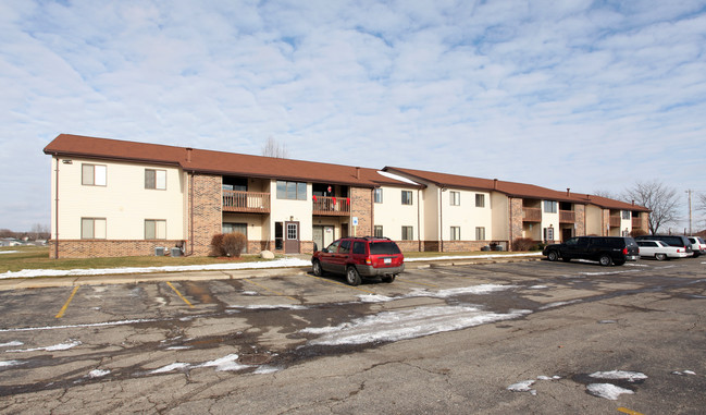 Willow Tree Apartments in Eaton Rapids, MI - Foto de edificio - Building Photo