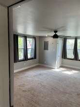 2106 Stonewall St, Unit 2B in Greenville, TX - Building Photo - Building Photo