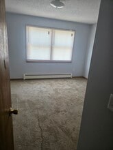 130 Hilliard St in Manchester, CT - Building Photo - Building Photo