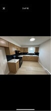 703 E Hamilton St in Allentown, PA - Building Photo - Building Photo