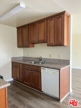 331 S Gramercy Pl in Los Angeles, CA - Foto de edificio - Building Photo