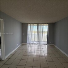 8710 N Sherman Cir, Unit 305 in Miramar, FL - Building Photo - Building Photo
