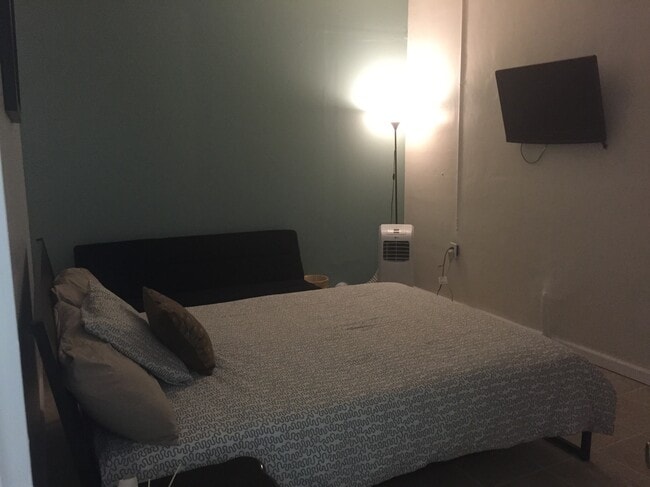 13631 SW 136th Pl in Miami, FL - Building Photo - Building Photo