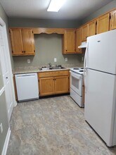 120 Eveningside Dr, Unit B in Soddy Daisy, TN - Building Photo - Building Photo