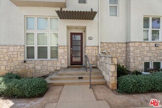 6021 Dawn Crk in Los Angeles, CA - Building Photo - Building Photo
