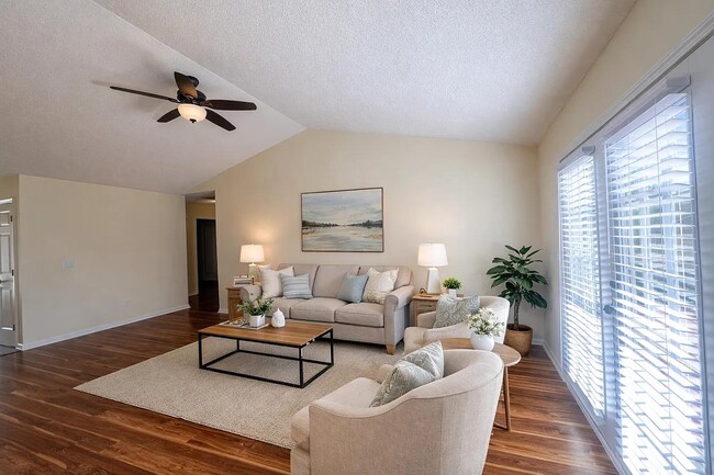 902 Veryfine Dr in Fountain Inn, SC - Building Photo - Building Photo