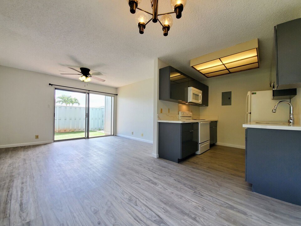 94-1046-1046 Paha Pl in Waipahu, HI - Building Photo
