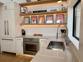 22 Parker St in Boston, MA - Building Photo - Building Photo