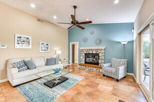 1519 Via Hacienda in Chula Vista, CA - Building Photo