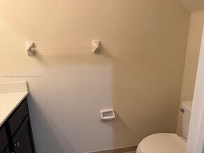 17173 SW 94th St in Miami, FL - Building Photo - Building Photo