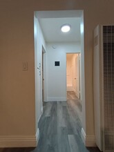 1044 W. 110th St. in Los Angeles, CA - Building Photo - Interior Photo