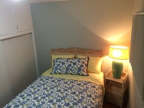 536 39th W St in Los Angeles, CA - Foto de edificio - Building Photo