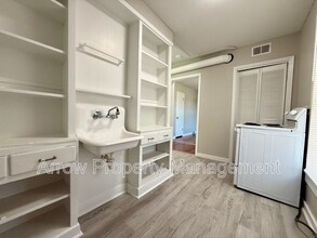 120 S 28th St in Lincoln, NE - Building Photo - Building Photo