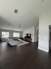 16440 Ruby Lake in Weston, FL - Building Photo - Building Photo