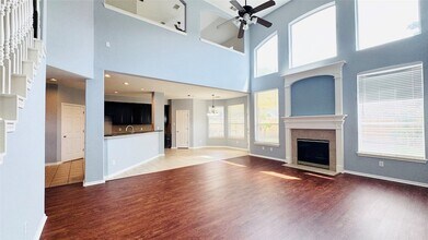 3218 Oak Cliff Ln in Missouri City, TX - Building Photo - Building Photo