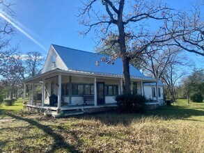 10404 Trails End in Bryan, TX - Building Photo - Building Photo
