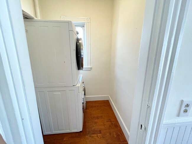 19 Eastman St, Unit 3